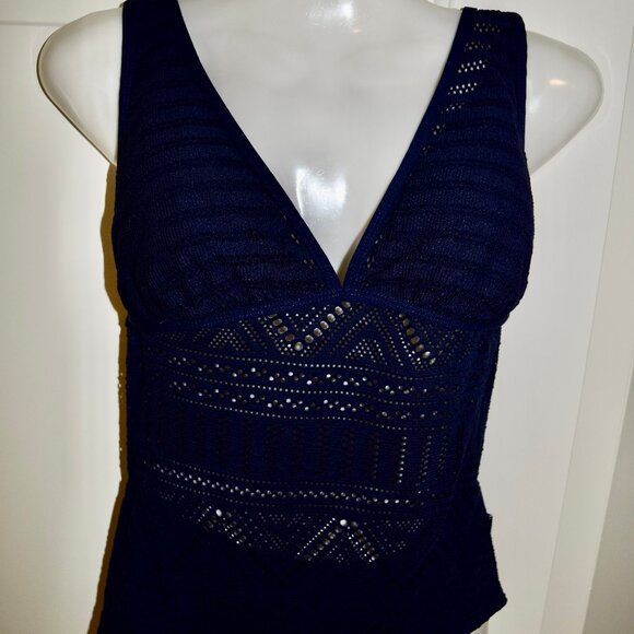 Anne Cole Signature Navy Crochet All Day Plunge One-Piece Size 8 NEW - Picture 7 of 12